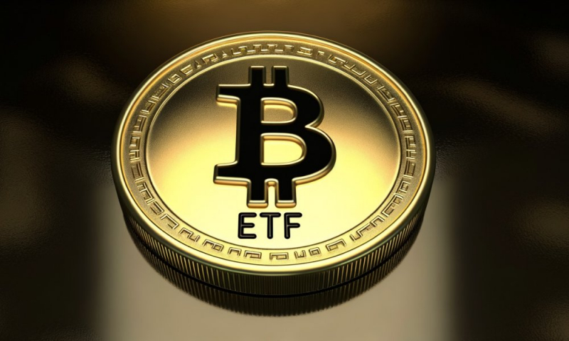 Биткоин‑ETF сохранили активы на млрд несмотря на падение цены биткоина