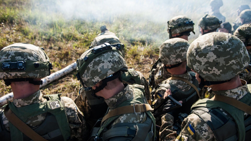 Почти половину ограниченно годных украинцев признали годными к службе