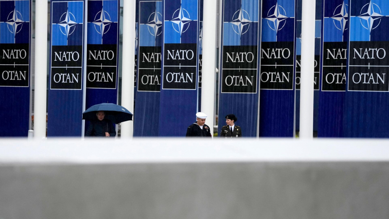 Посол в Бельгии назвал курс НАТО в отношении России ошибочным